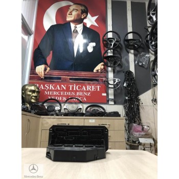 A2129004911 W212 SAM BEYNİ MERCEDES BAŞKAN TİCARET